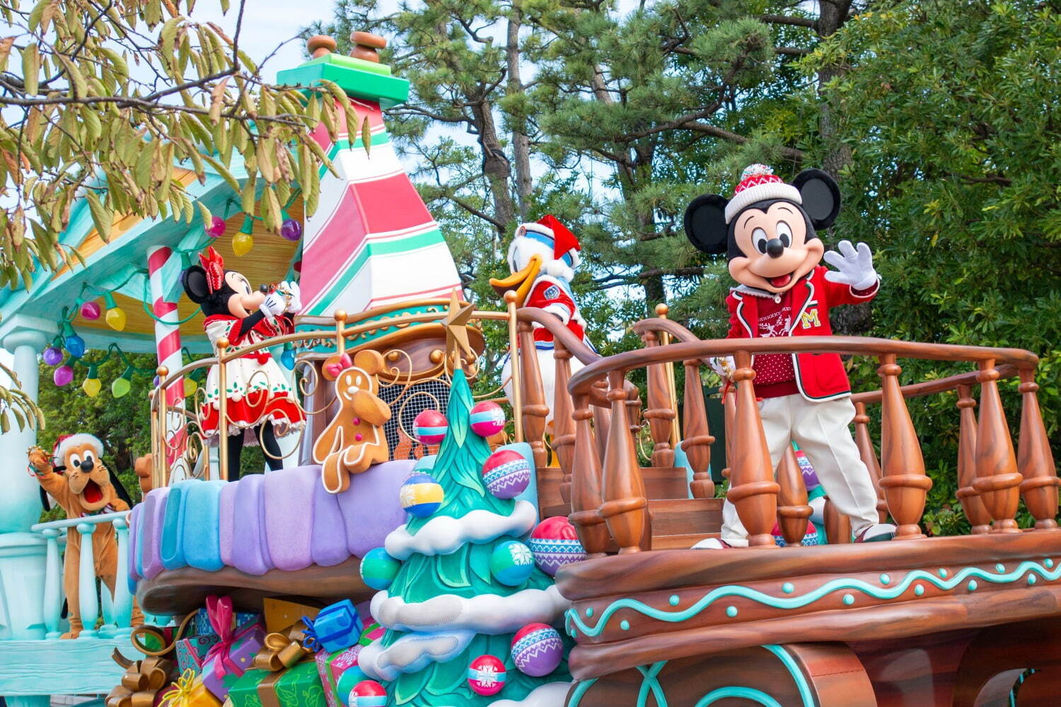 東京ディズニーランド＆東京ディズニーシーのクリスマス2021、音楽と楽しむ限定パレード＆ショー｜写真31