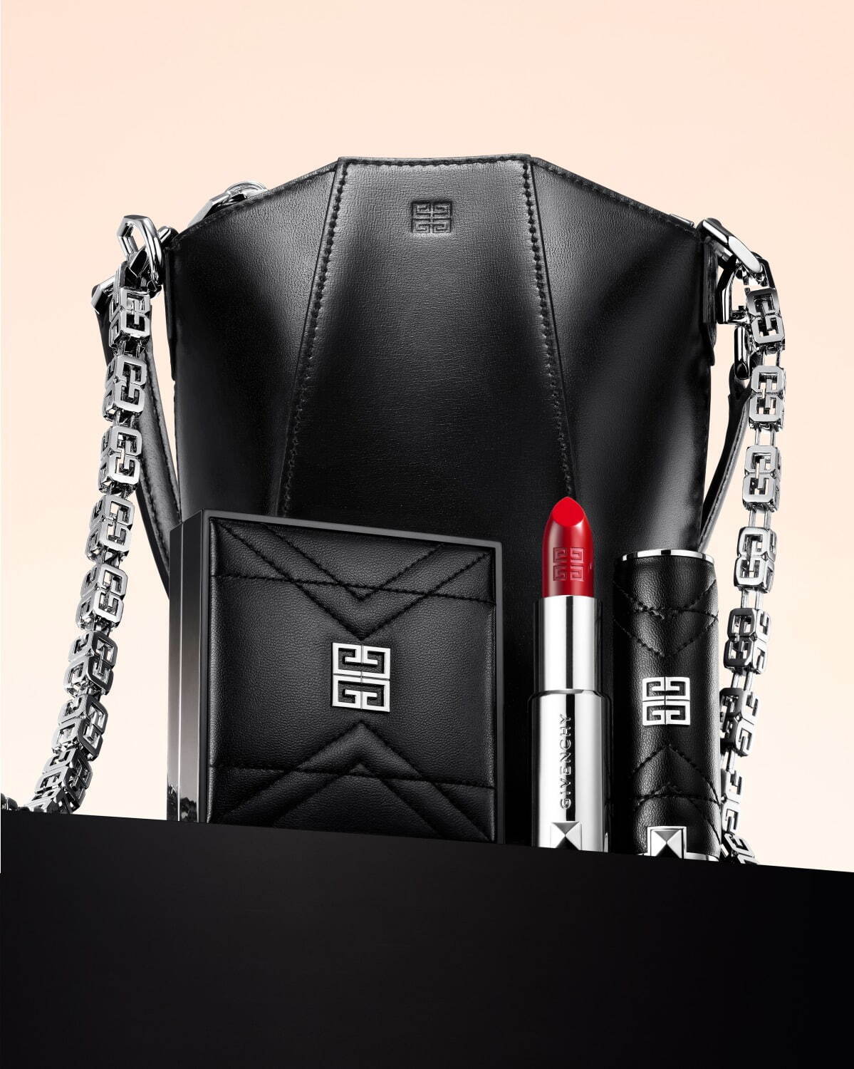 ジバンシィ(Givenchy) アンティゴナ｜写真2