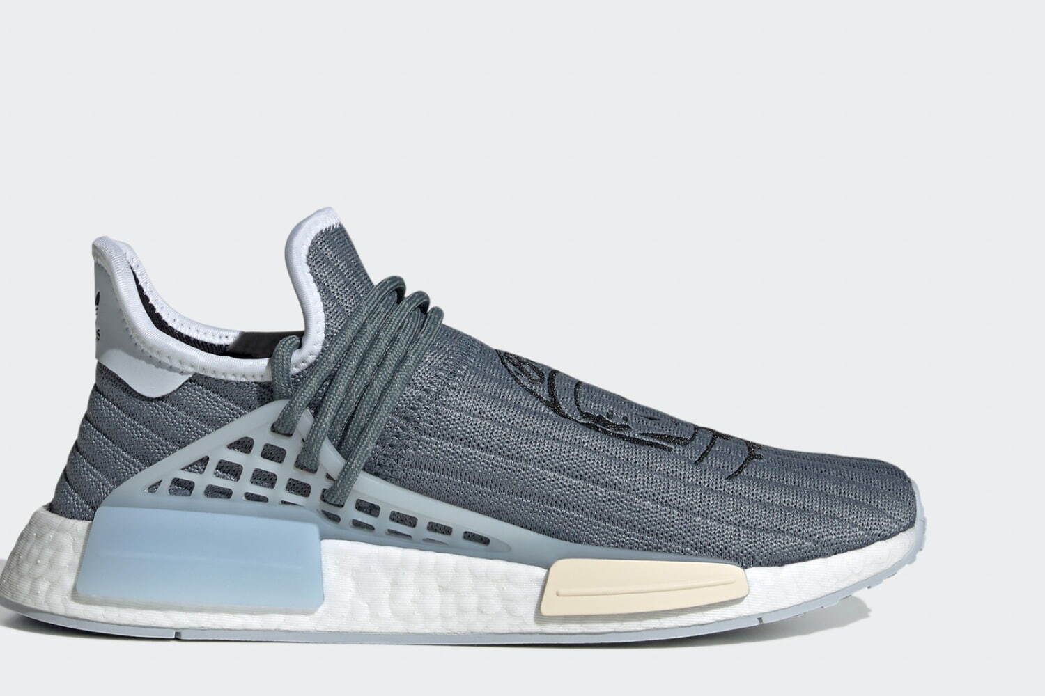 「PW HU NMD BBC」30,800円