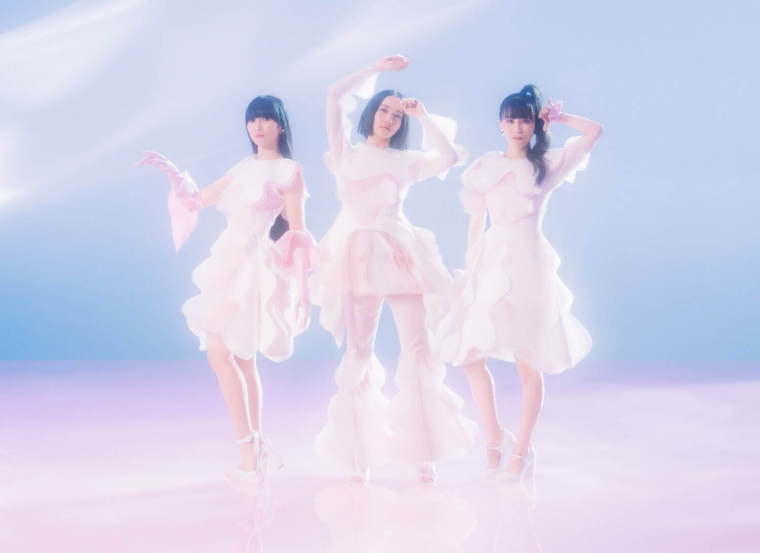 Perfume, 清原果耶 Flow ファイトソング｜写真1