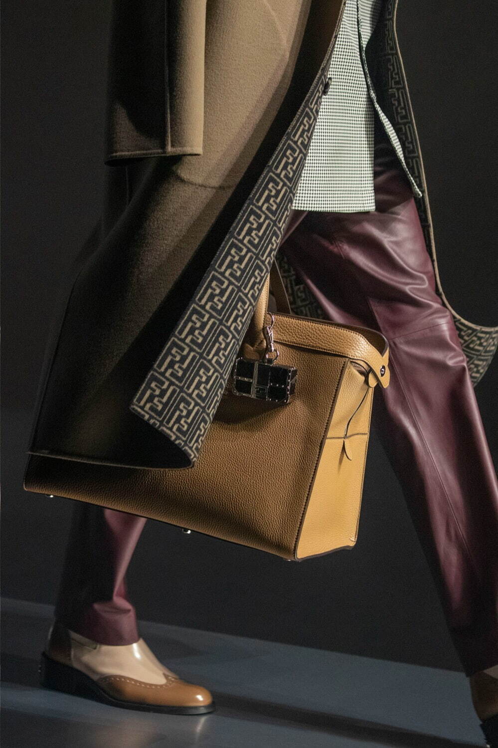 フェンディ(FENDI) レジャー｜写真17