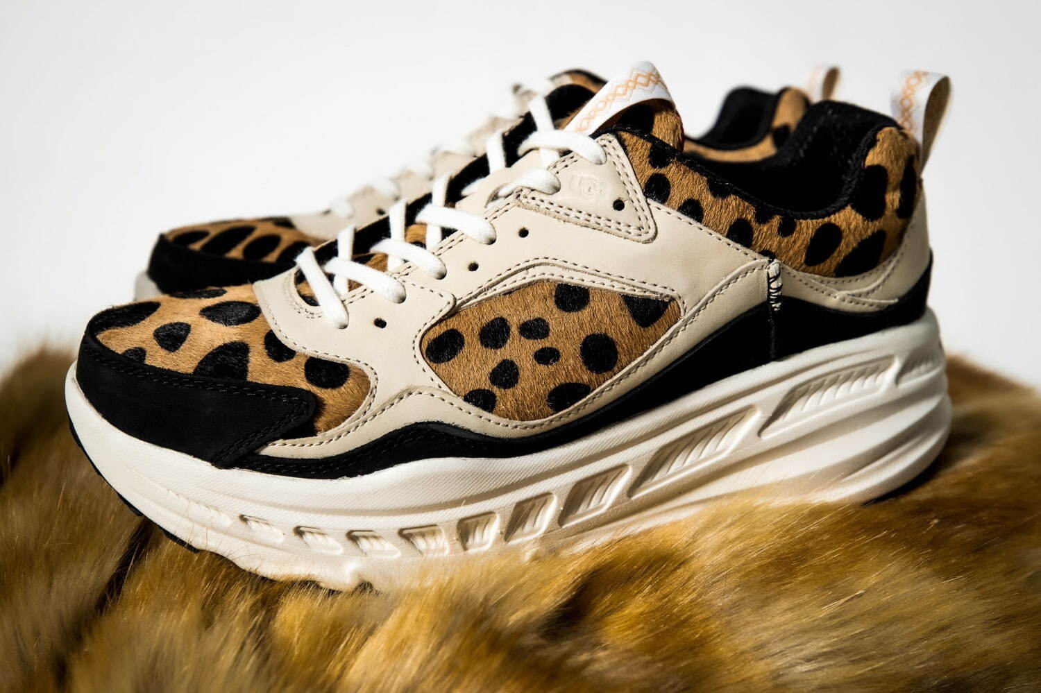 UGG×アトモス「CA805 CHEETAH」 20,900円