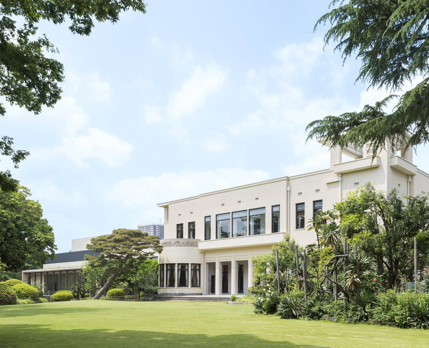 東京都庭園美術館 外観南面