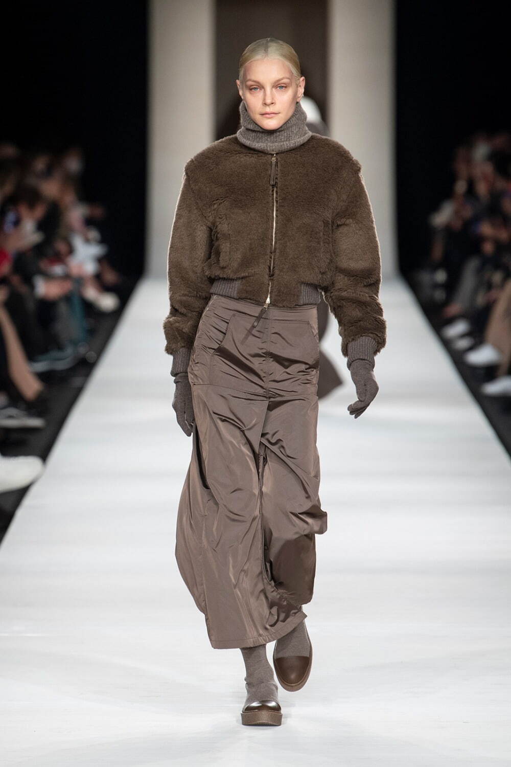 マックスマーラ(Max Mara) 2022-23年秋冬ウィメンズコレクション  - 写真3