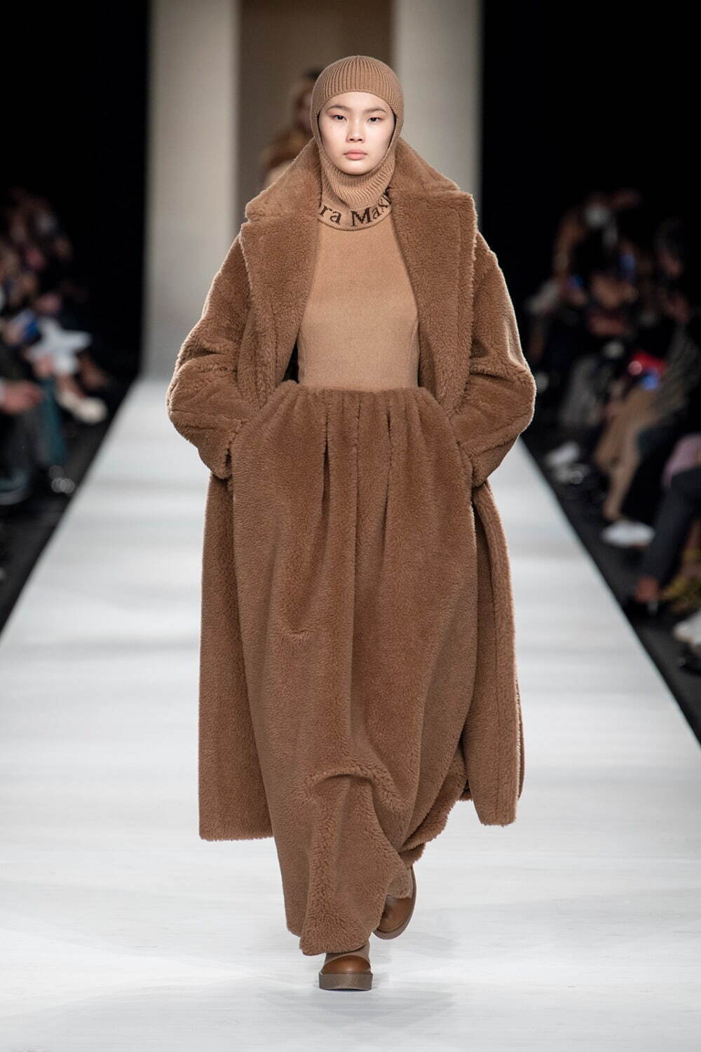 マックスマーラ(Max Mara) 2022-23年秋冬ウィメンズコレクション  - 写真6