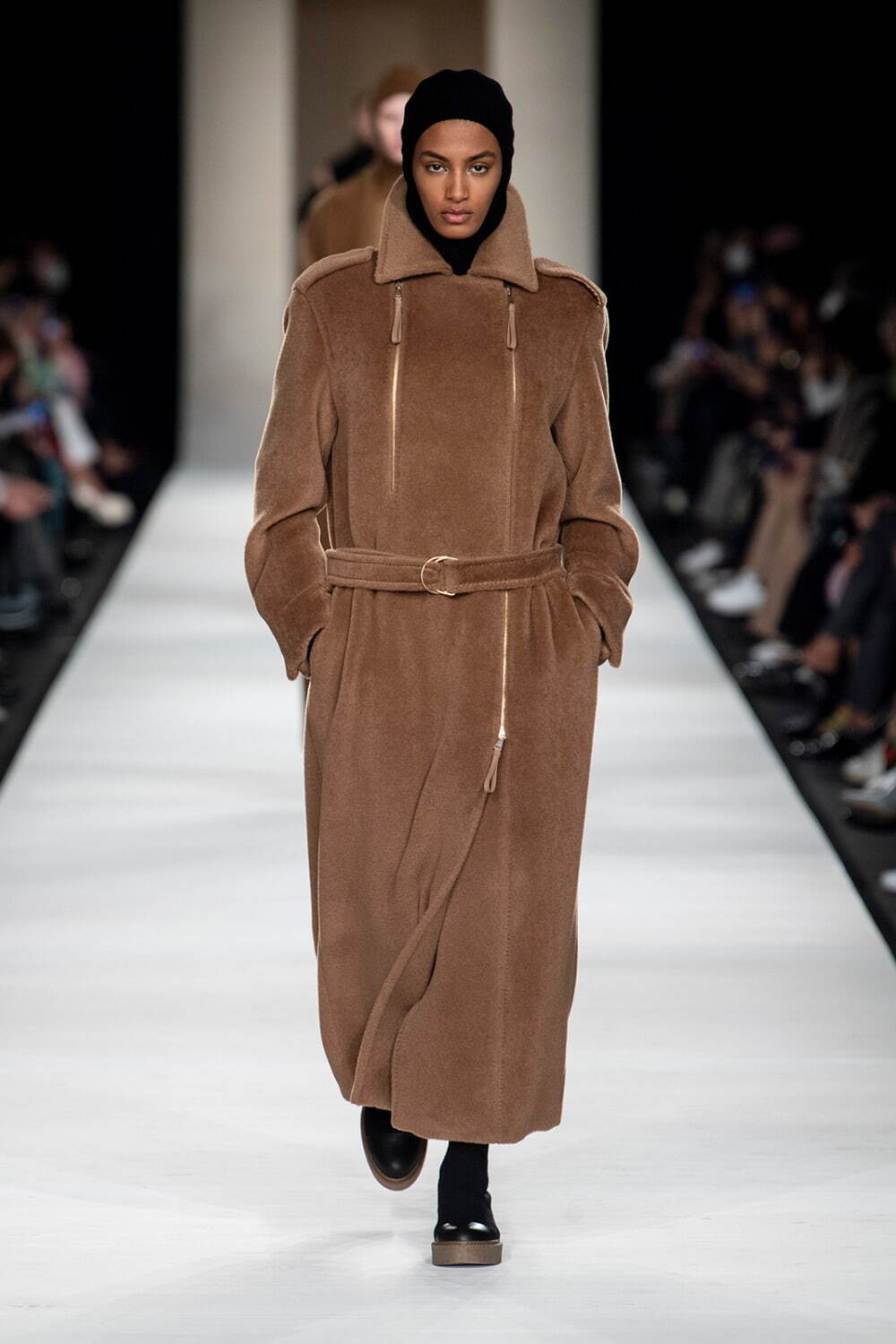 マックスマーラ(Max Mara) 2022-23年秋冬ウィメンズコレクション  - 写真13