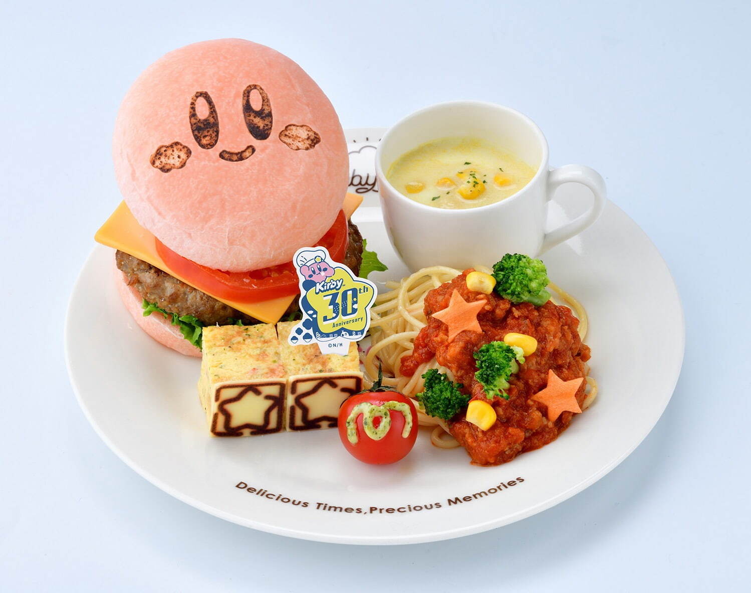 カービィカフェの新作メニュー「ヘンケイ！くるまほおばりケーキ」、『星のカービィ ディスカバリー』より｜写真3