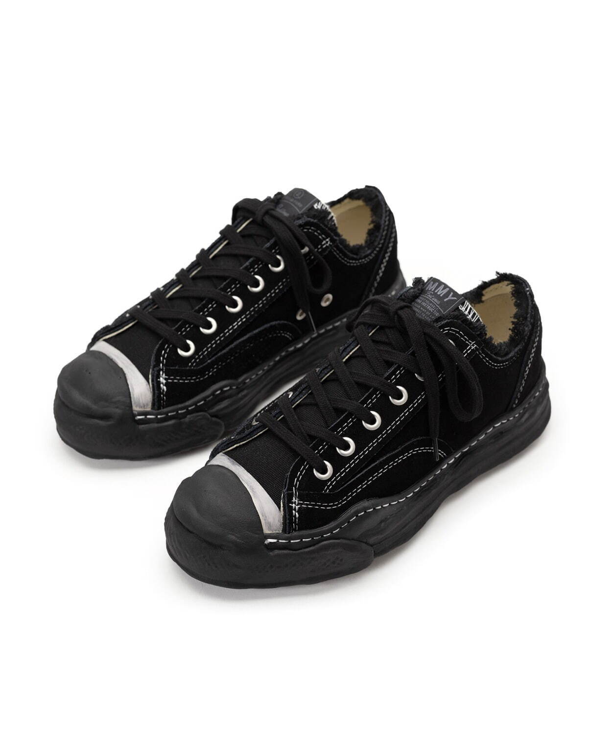 HANK VELOUR LOW-TOP SNEAKER 47,300円