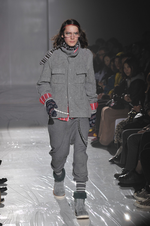 ホワイトマウンテニアリング(White Mountaineering) 2010-11年秋冬メンズコレクション  - 写真8