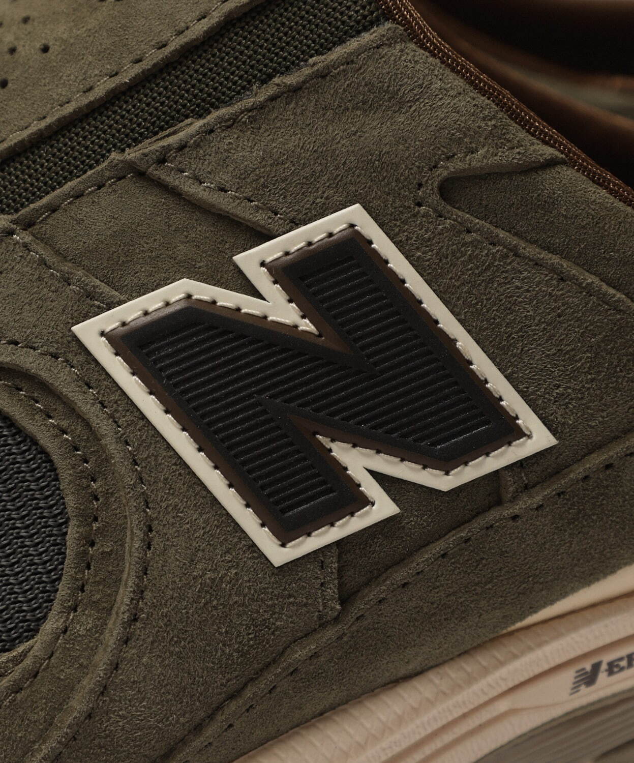 ニューバランス(New Balance) 2002R｜写真4