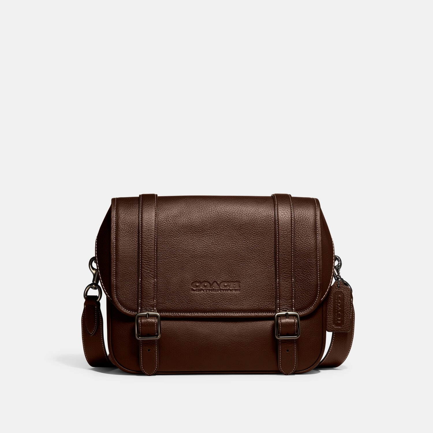 キャリッジ メッセンジャー(H25 x W30.5 x D9cm) 110,000円
Courtesy of Coach