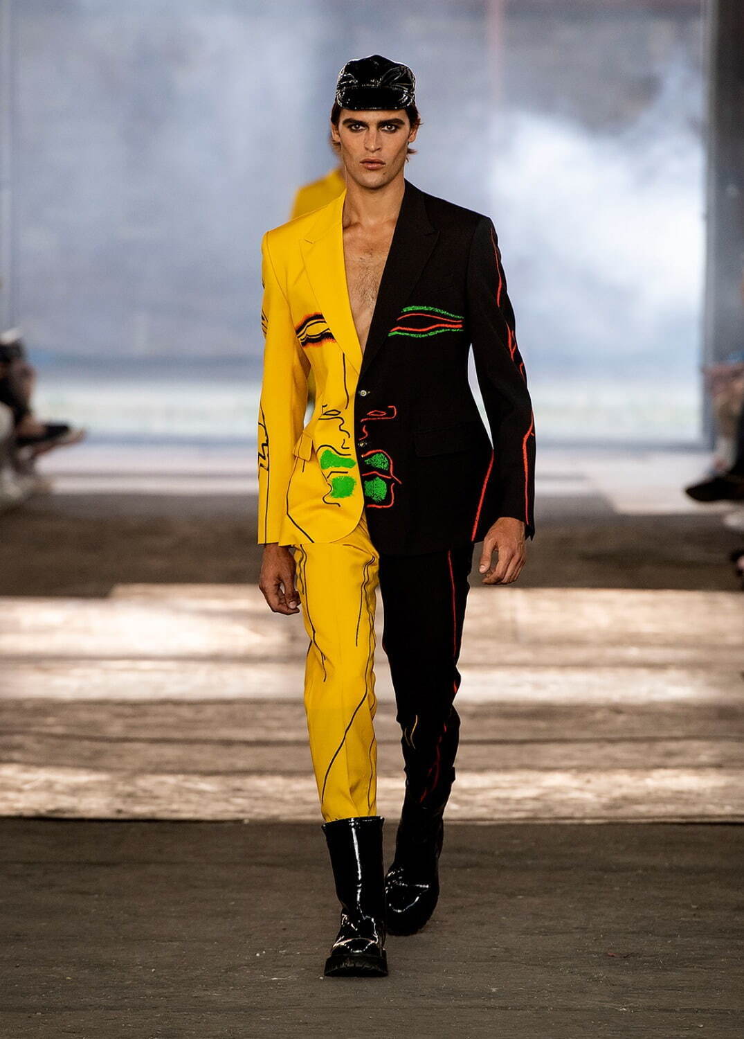 モスキーノ(MOSCHINO) 2023年春夏メンズコレクション  - 写真1