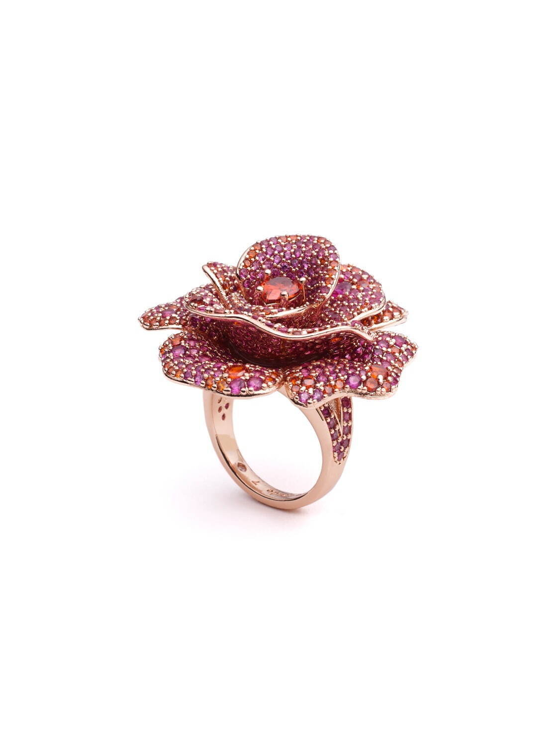 rosy statement ring 27,500円
※9月末発売予定