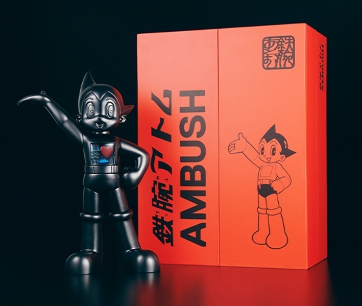 ASTRO BOY × AMBUSH FIGURE 264,000円＜50体限定＞