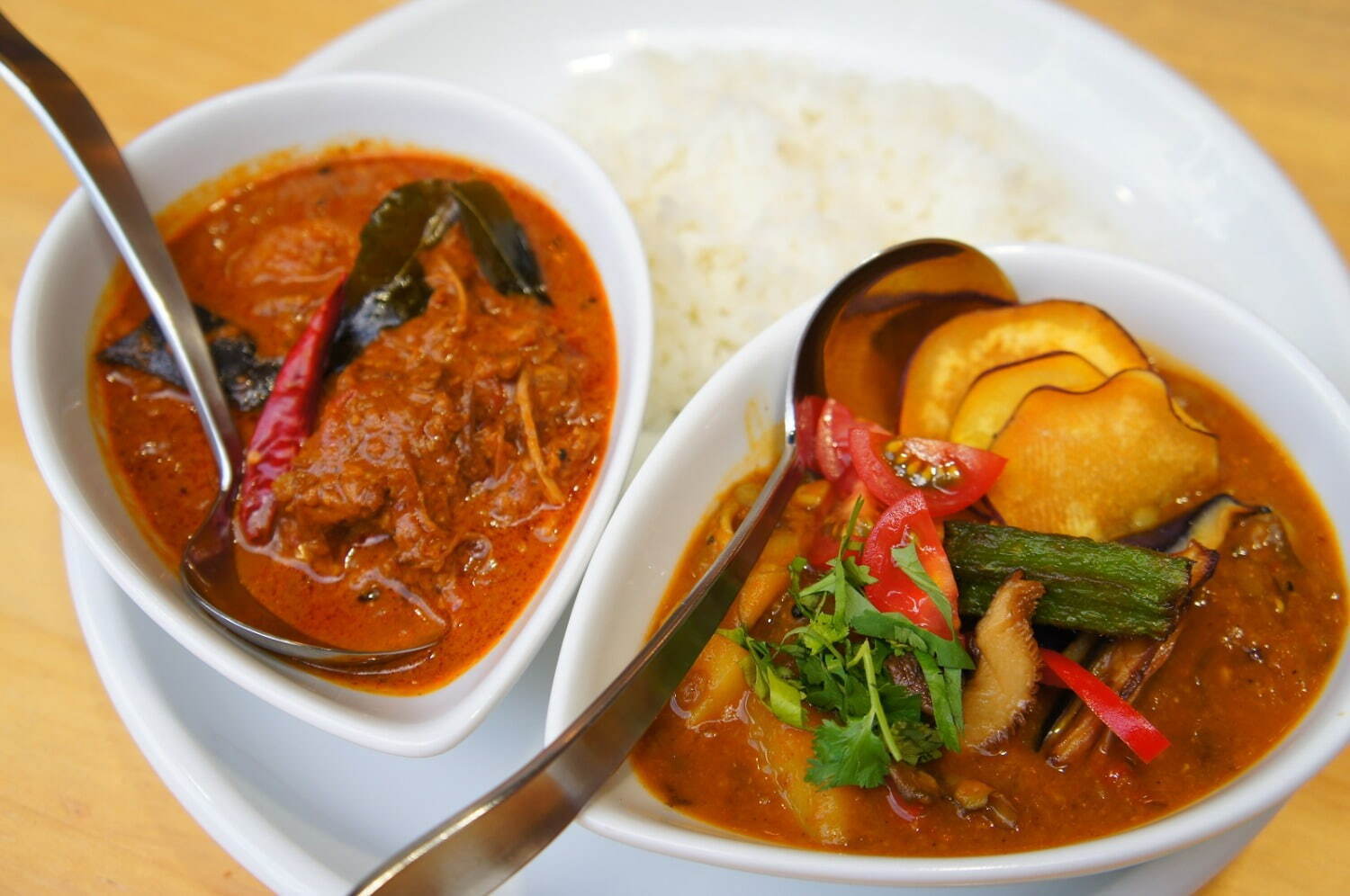 「神田カレーグランプリ」“日本最大級”カレーの街・神田でカレーの食べ歩き、過去最大125店参加｜写真3