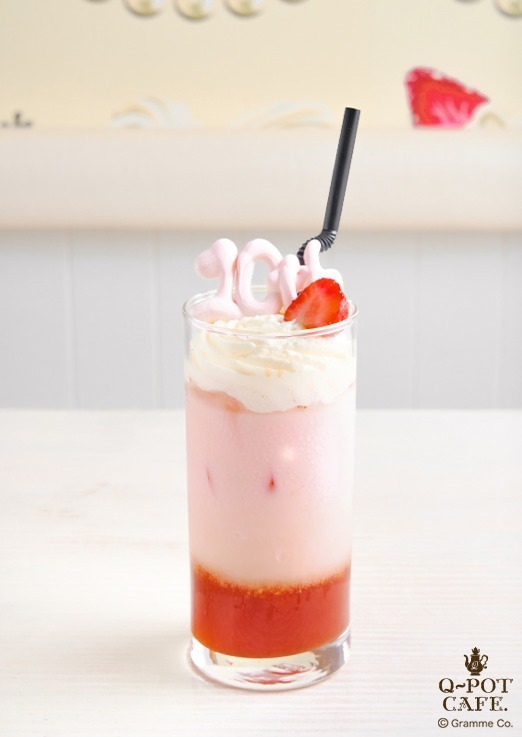 Whip & Strawberry ロイヤルミルクティー 900円
※プレート代に＋250円でセットドリンクに変更可