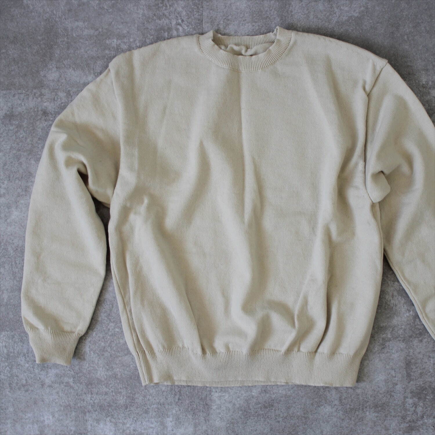 RIGID CASHMERE KNIT SWEATER 42,900円