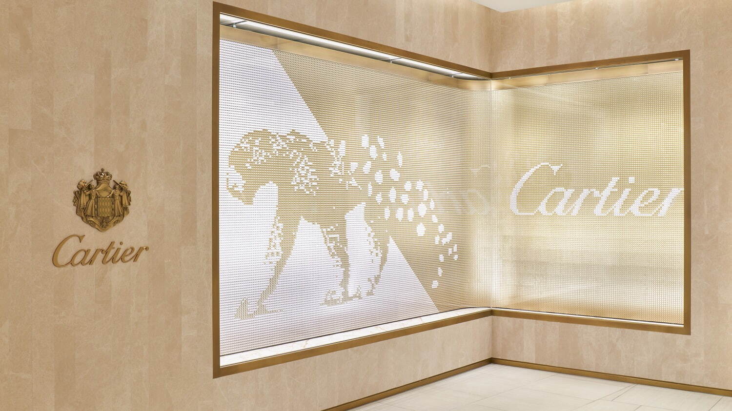 カルティエ(Cartier) タンク ルイ カルティエ｜写真1