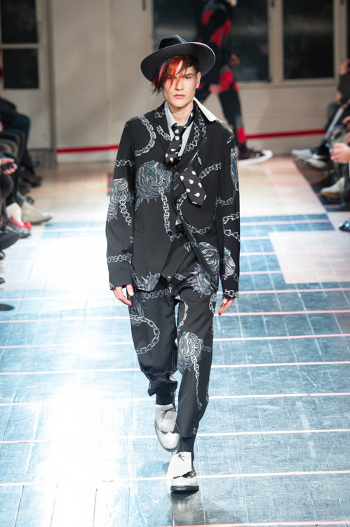 ヨウジヤマモト(Yohji Yamamoto) 2014-15年秋冬メンズコレクション  - 写真41