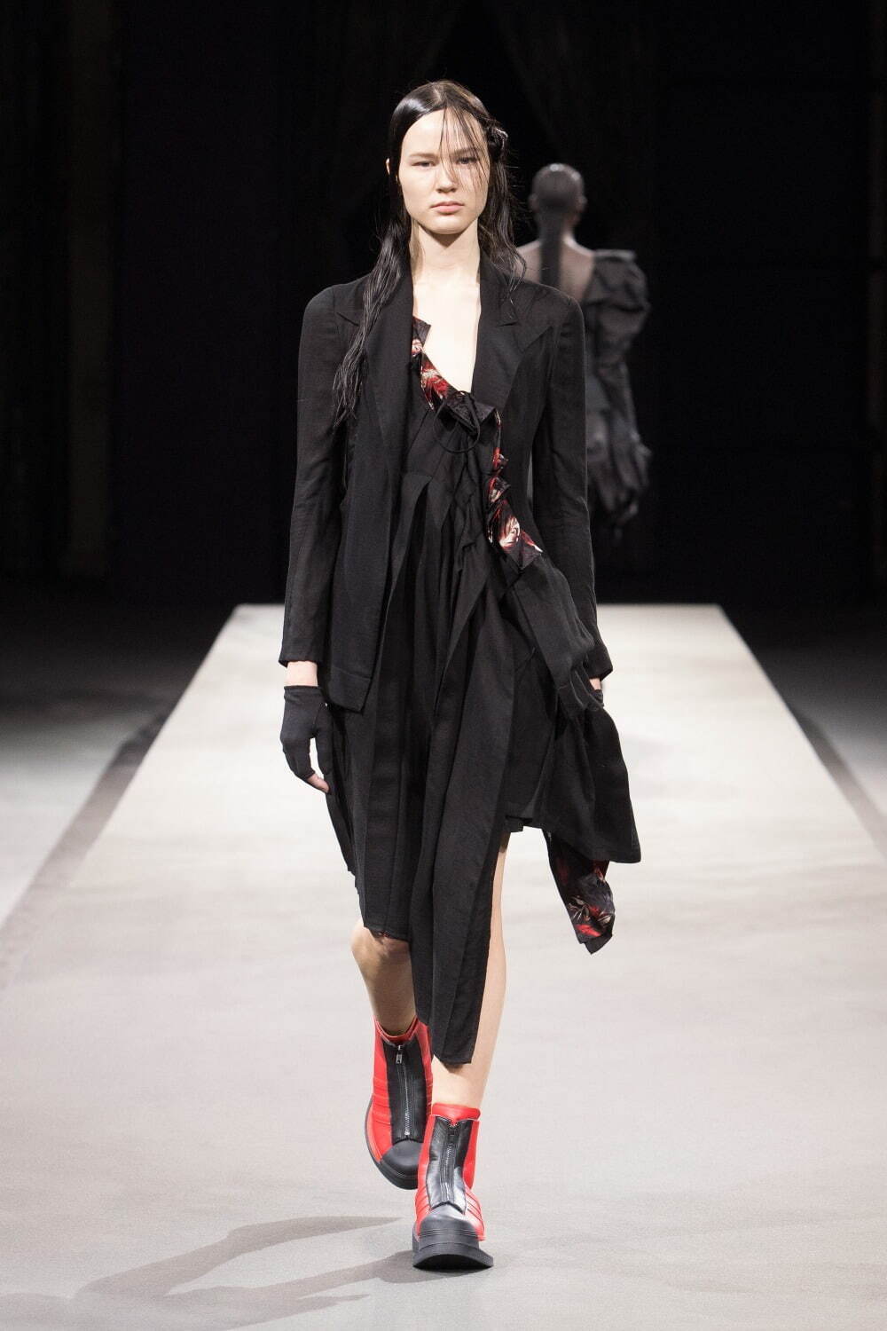 ヨウジヤマモト(Yohji Yamamoto) 2023年春夏ウィメンズコレクション  - 写真39