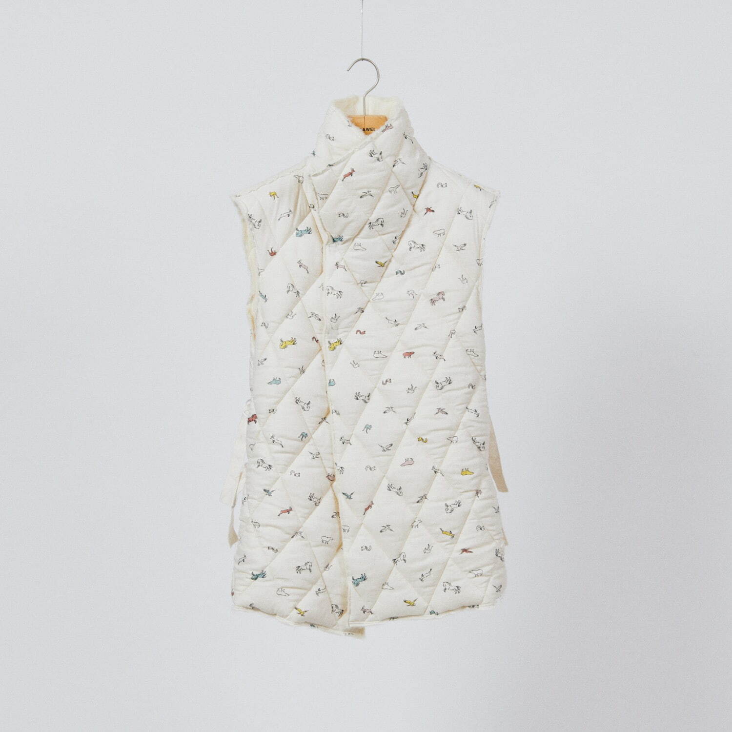 Duvet Vest 41,800円