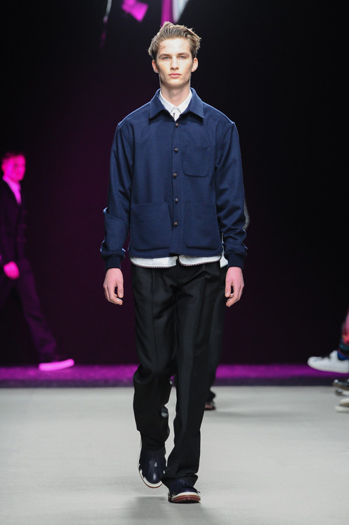 クリスヴァンアッシュ(KRISVANASSCHE) 2014-15年秋冬メンズコレクション  - 写真12