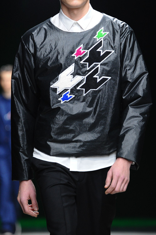 クリスヴァンアッシュ(KRISVANASSCHE) 2014-15年秋冬メンズコレクション  - 写真23