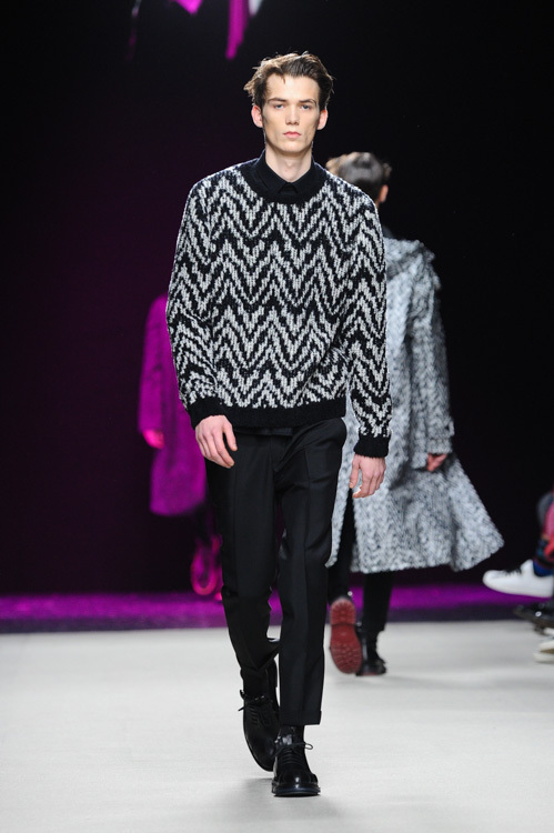 クリスヴァンアッシュ(KRISVANASSCHE) 2014-15年秋冬メンズコレクション  - 写真39