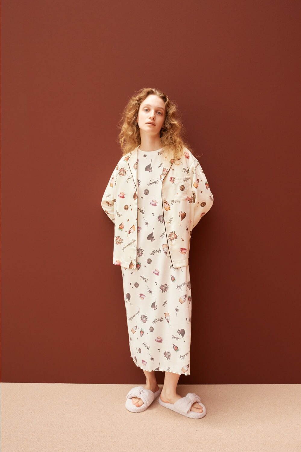 【Warmsatin】MELTING CHOCO 開襟シャツ 7,920円
MELTING CHOCO メローカットワンピース 6,930円