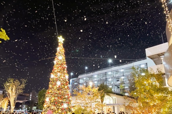 「雪降る点灯イベント」