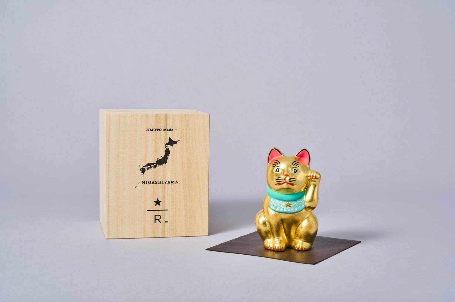 「ジモト メイド プラス 東山 御所人形 招き猫金」55,000円
※数量限定品