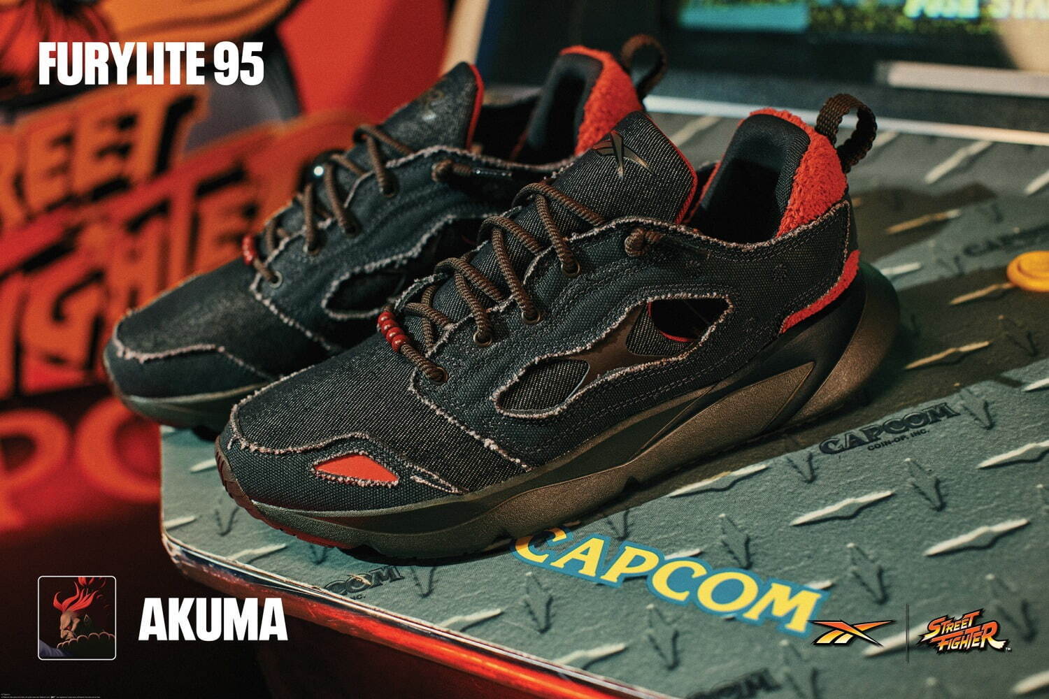 「Reebok x STREET FIGHTER - FURYLITE 95」10,450円