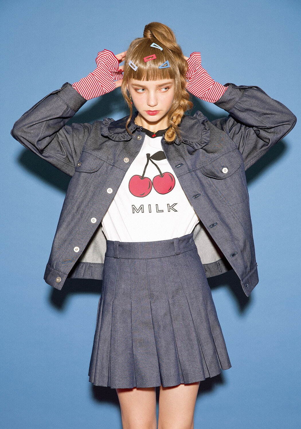 MILK デニムジャケット 32,340円
プリーツキュロット 20,900円
Cherry L.S. Tee 10,450円
アームアクセ 6,380円