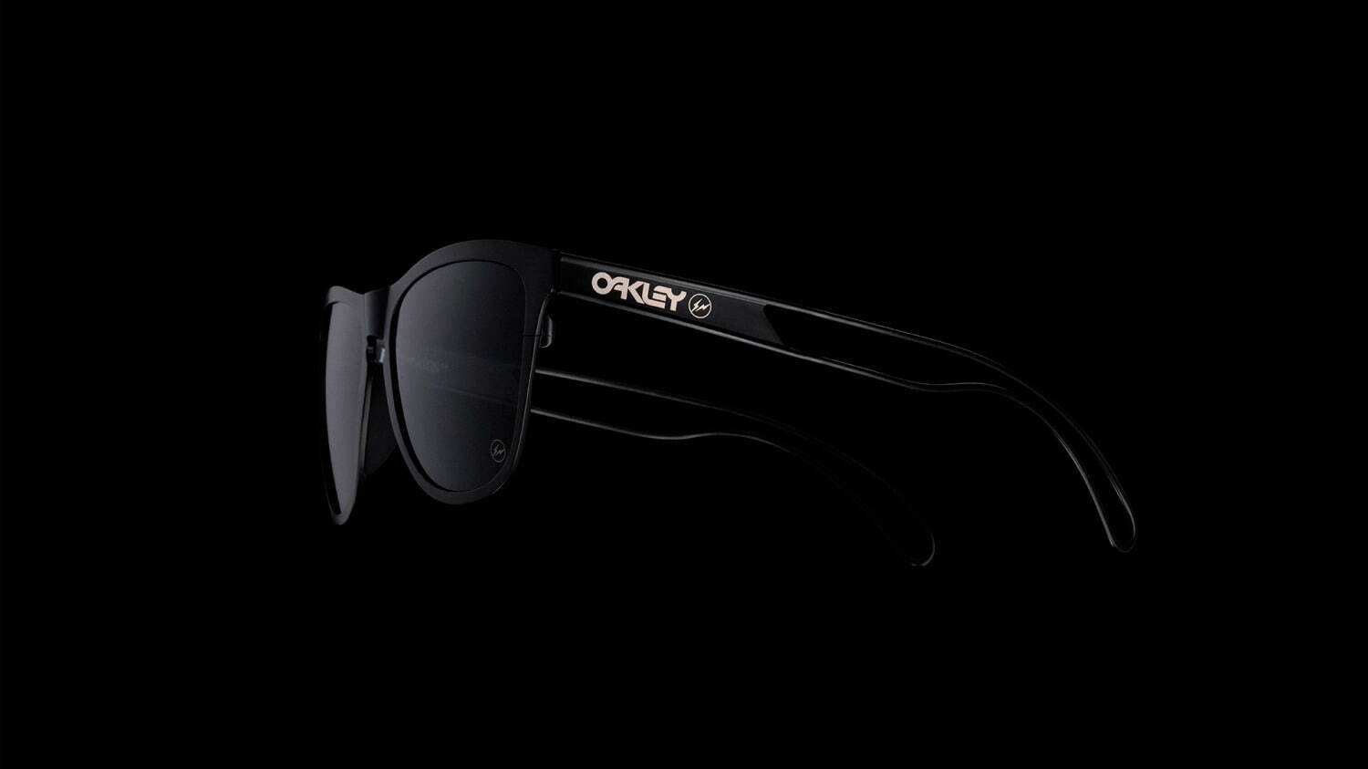 フラグメント デザイン(fragment design), オークリー(OAKLEY) フロッグスキン｜写真4