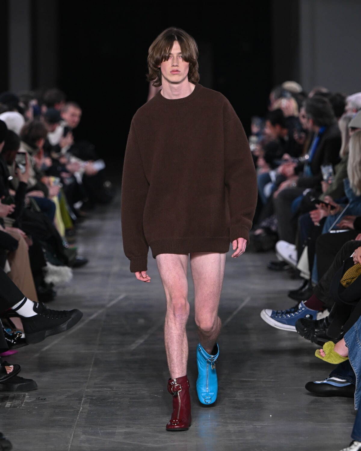 JW アンダーソン(JW Anderson) 2023-24年秋冬ウィメンズ&メンズコレクション  - 写真31