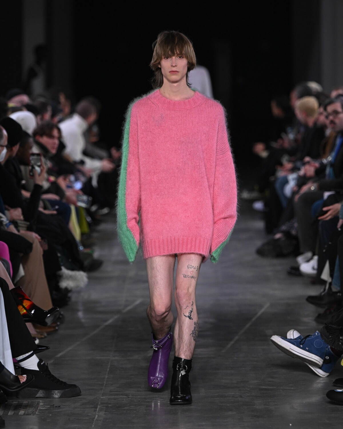 JW アンダーソン(JW Anderson) 2023-24年秋冬ウィメンズ&メンズコレクション  - 写真39