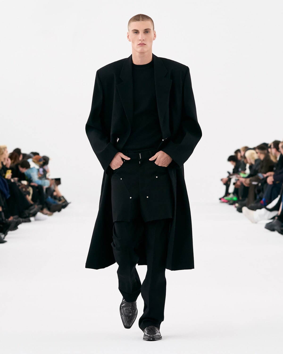 ジバンシィ(Givenchy) 2023-24年秋冬メンズコレクション  - 写真52