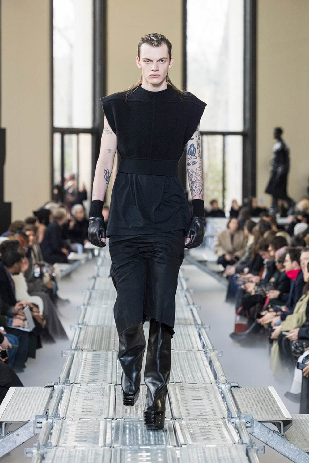 リック・オウエンス(Rick Owens) 2023-24年秋冬メンズコレクション  - 写真5