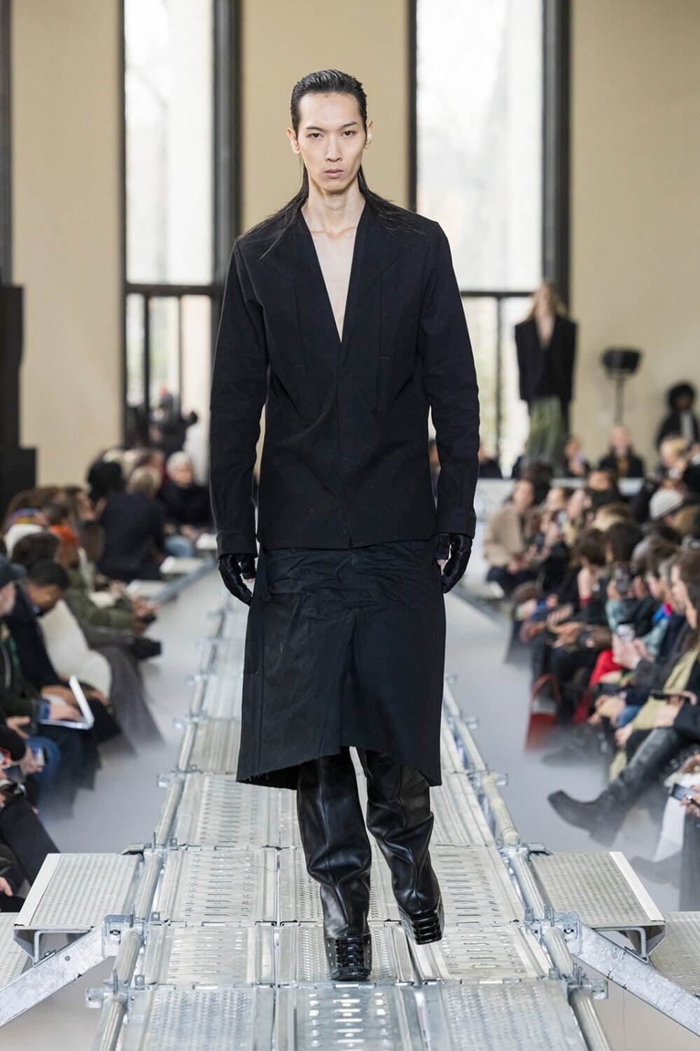 リック・オウエンス(Rick Owens) 2023-24年秋冬メンズコレクション  - 写真31