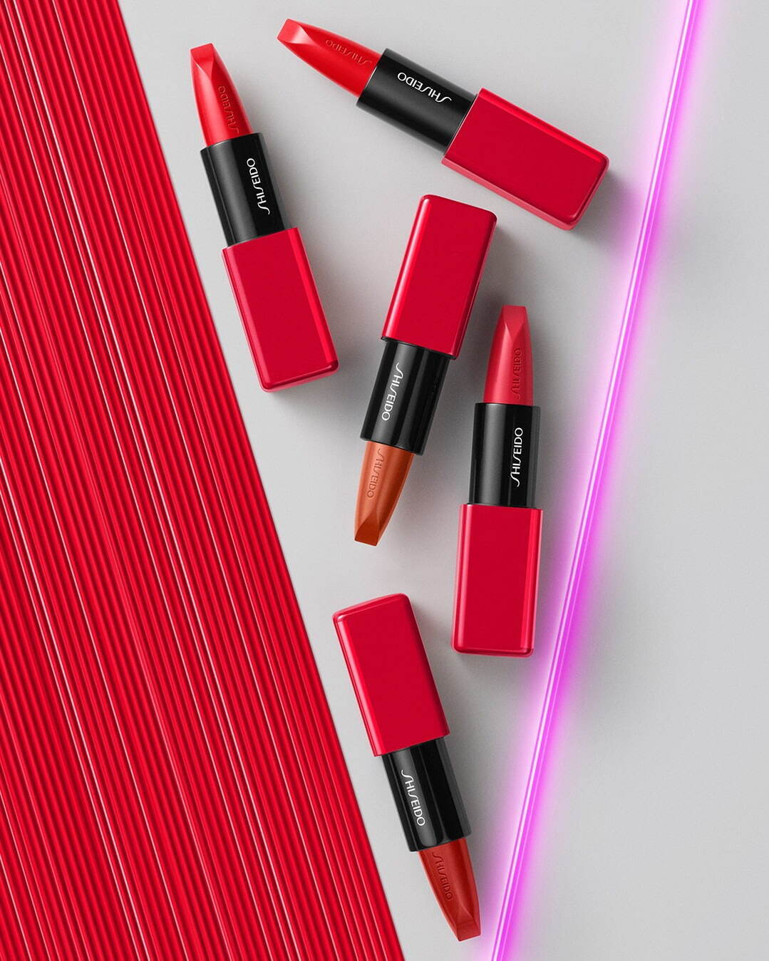 資生堂(SHISEIDO) テクノサテン ジェル リップスティック｜写真5