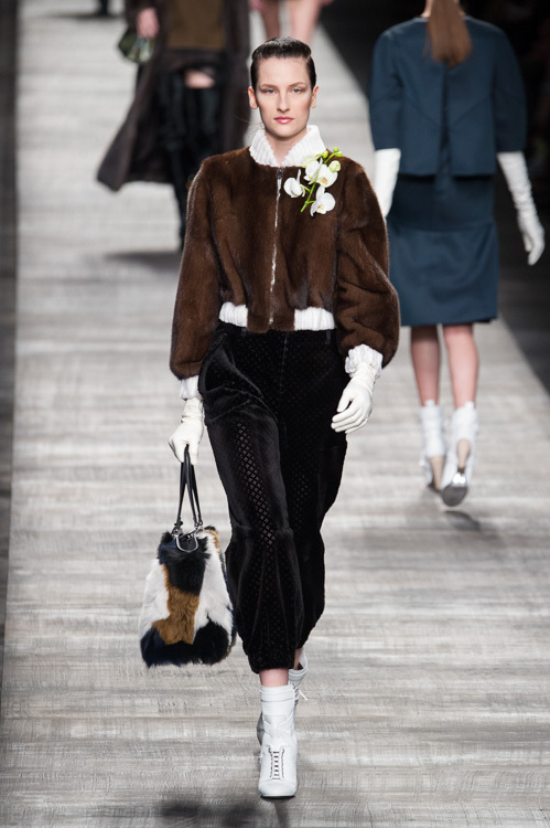 フェンディ(FENDI) 2014-15年秋冬ウィメンズコレクション  - 写真27