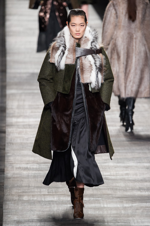 フェンディ(FENDI) 2014-15年秋冬ウィメンズコレクション  - 写真39