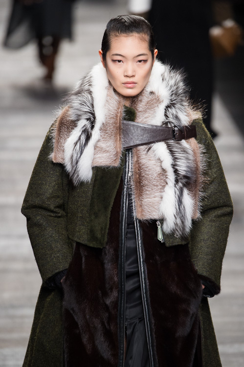 フェンディ(FENDI) 2014-15年秋冬ウィメンズコレクション  - 写真40