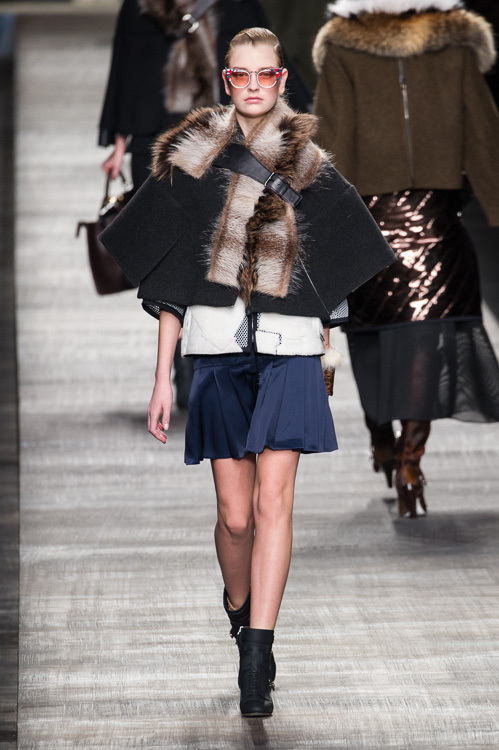 フェンディ(FENDI) 2014-15年秋冬ウィメンズコレクション  - 写真45