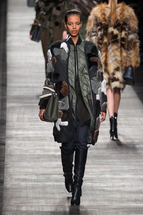 フェンディ(FENDI) 2014-15年秋冬ウィメンズコレクション  - 写真53