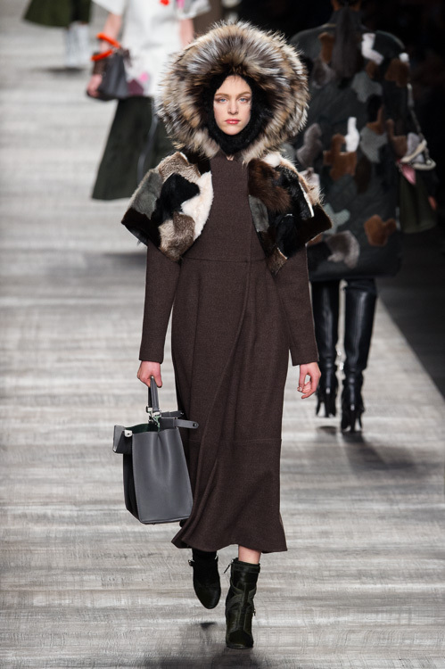 フェンディ(FENDI) 2014-15年秋冬ウィメンズコレクション  - 写真57