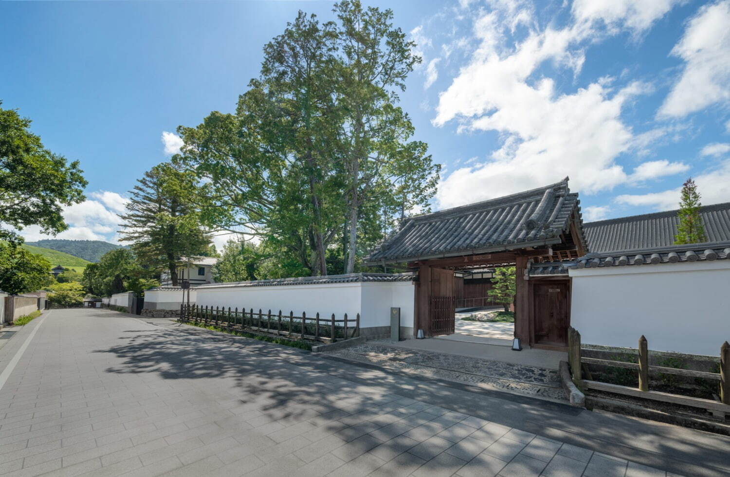 「紫翠 ラグジュアリーコレクションホテル 奈良」奈良公園内に開業、隈研吾が設計＆露天風呂付き客室も｜写真2