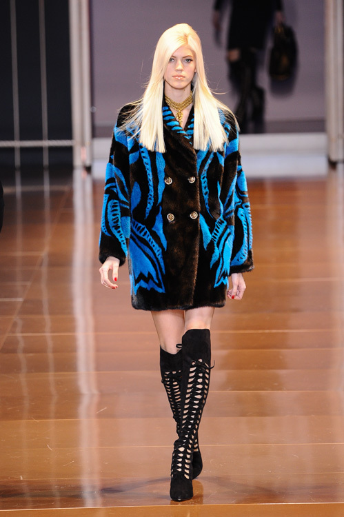 ヴェルサーチェ(VERSACE) 2014-15年秋冬ウィメンズコレクション  - 写真39