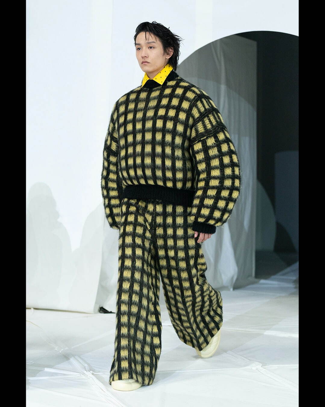 マルニ(MARNI) 2023-24年秋冬ウィメンズ&メンズコレクション  - 写真13