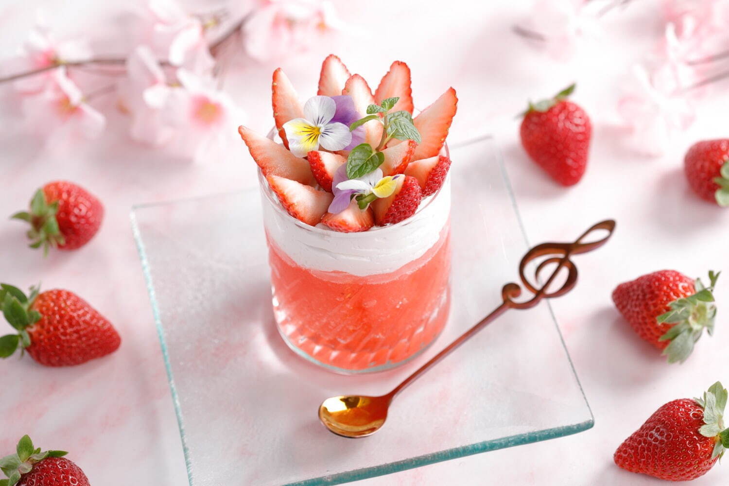 「フローズンカクテル Strawberry Garden」2,800円